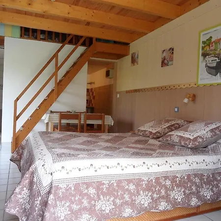 Au Jardin Pres De L'ocean 3*