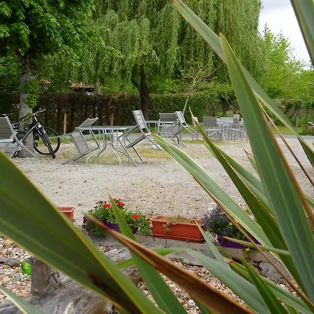 ゲストハウス Au Jardin Pres De L'ocean